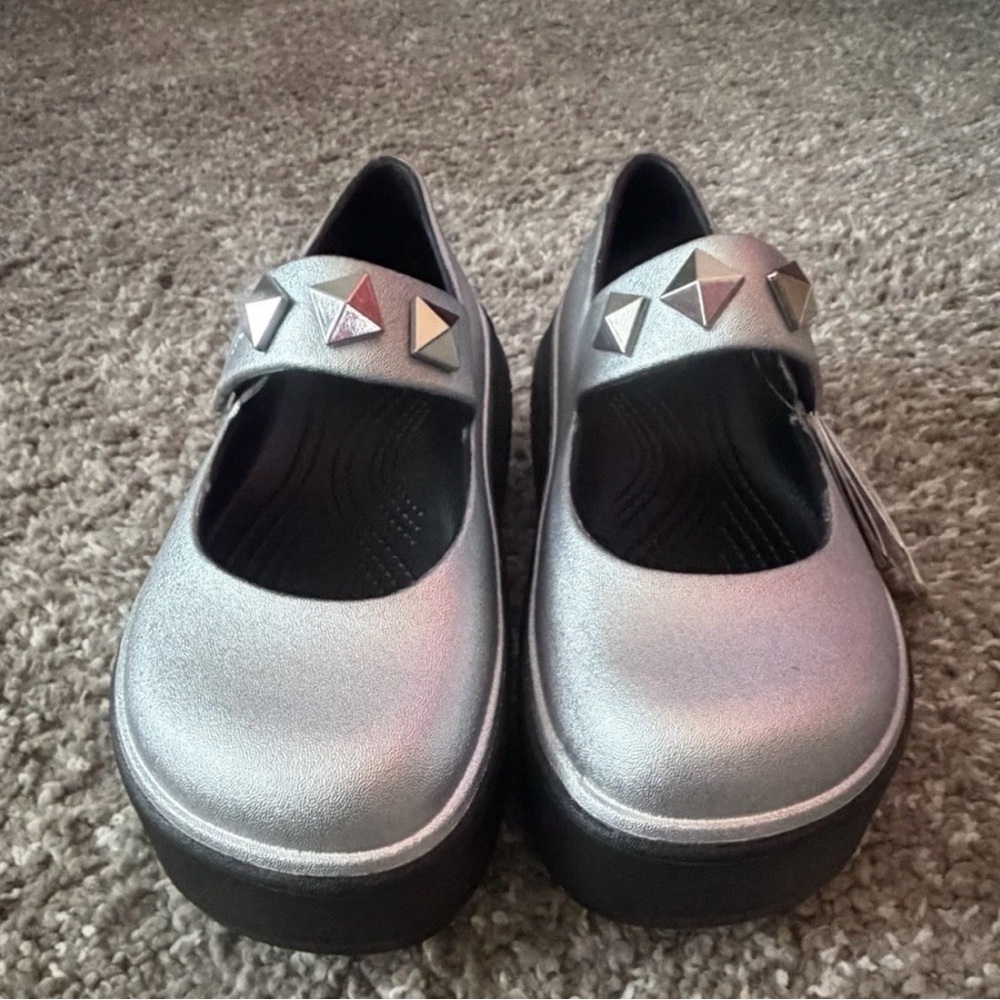 CROCS Stomp Metallic Mary Jane Platform Shoes with Studded Strap size 6